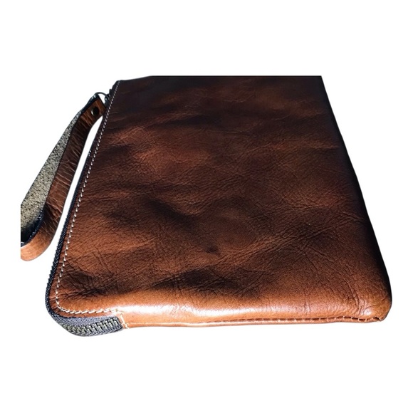 Patricia Nash Cassini Wristlet - Picture 11 of 15